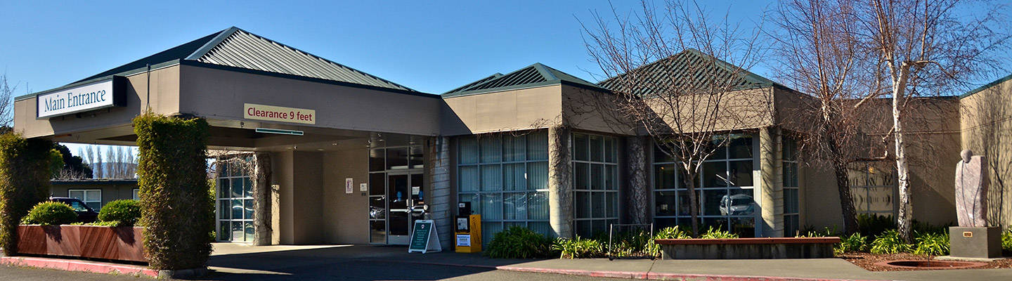 Redwood Memorial Hospital 
